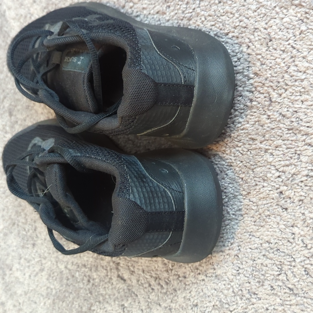 Men's Under Armour Surge Shie - Picture 3 of 4